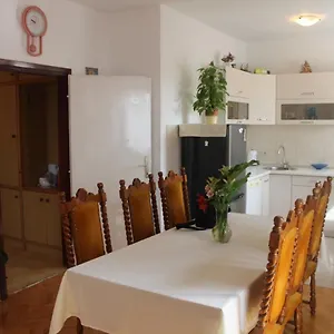 Ana Apartament